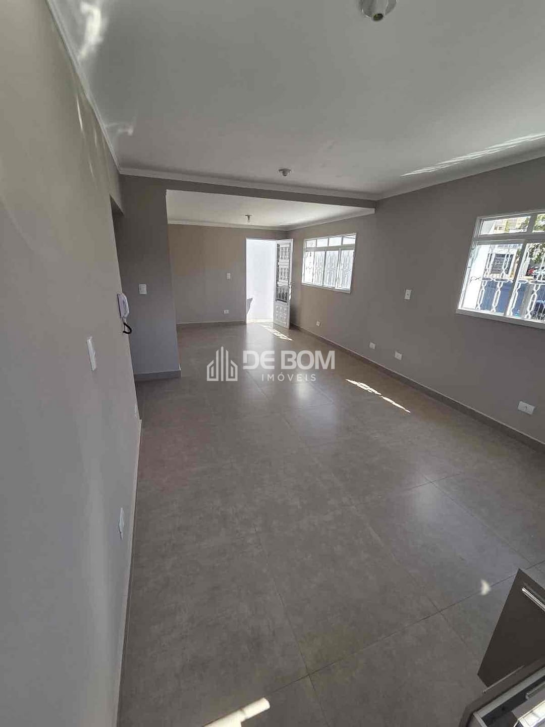Casa para alugar com 3 quartos, 220m² - Foto 4