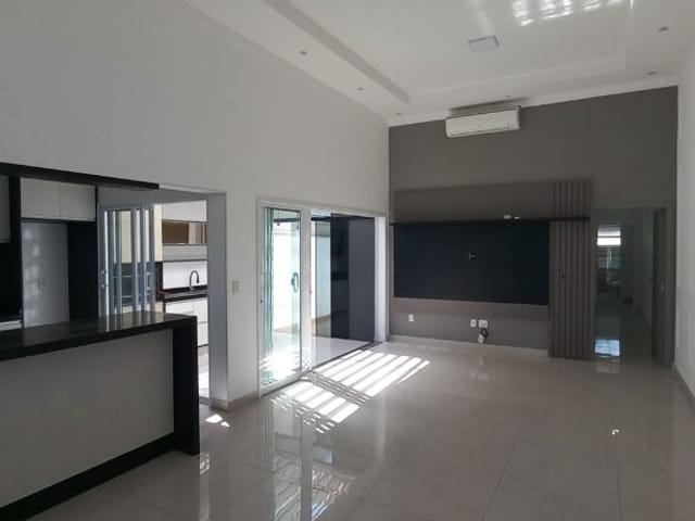Casa com 175m² 3 quartos e 3 banheiros, à venda, no bairro Residencial Bosques dos Ipês em Tatuí