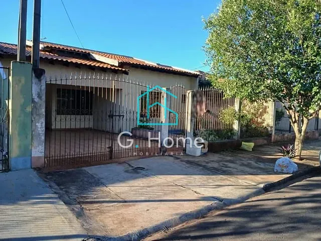 Casa com 250m² 4 quartos e 1 banheiro, à venda, no bairro Alto da Boa Vista em Londrina