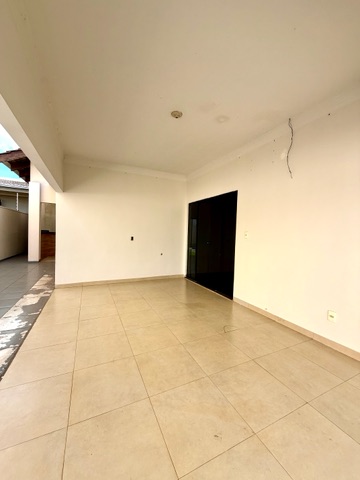 Casa 2 quartos e 2 banheiros, à venda, no bairro Parque do Sol em Nova Mutum