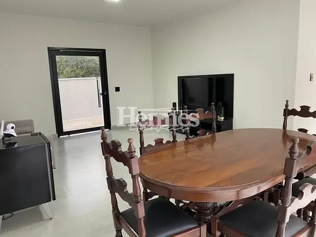 Casa com 300m² 2 quartos e 2 banheiros, à venda, no bairro Vila Bressani em Paulínia