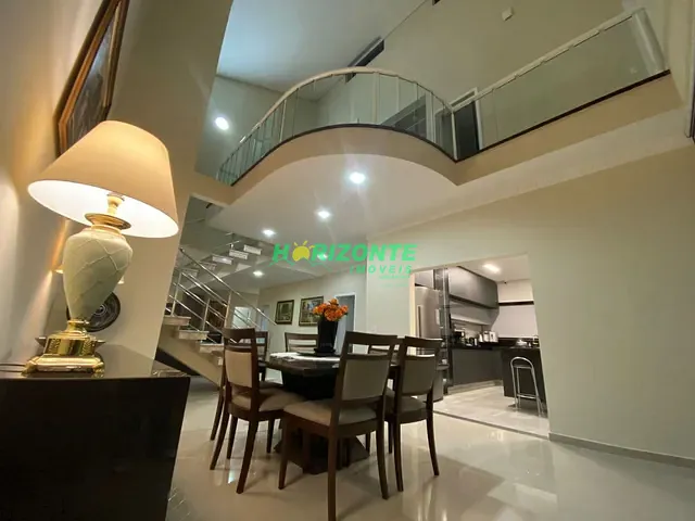 Casa com 416m² 5 quartos e 6 banheiros, à venda, no bairro Urbanova em São José dos Campos