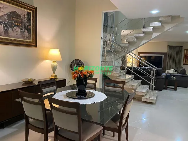 Casa com 416m² 5 quartos e 6 banheiros, à venda, no bairro Urbanova em São José dos Campos