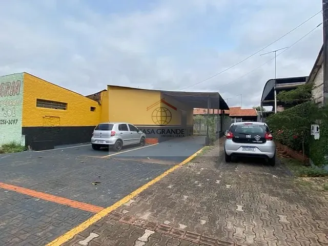 Casa com 731m², à venda, no bairro Centro em Rolândia