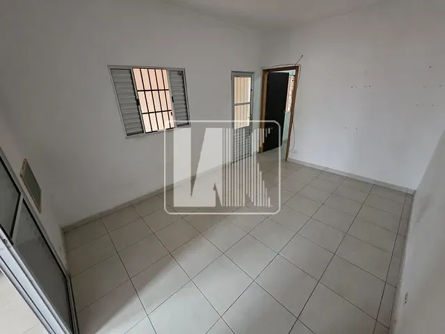 Casa com 60m² 1 quarto e 1 banheiro, para alugar, no bairro Vila Palmares em Santo André