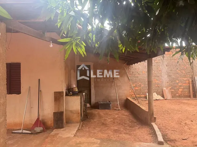 Casa com 500m² 3 quartos e 3 banheiros, à venda, no bairro Loteamento Pôr do Sol I em Mococa