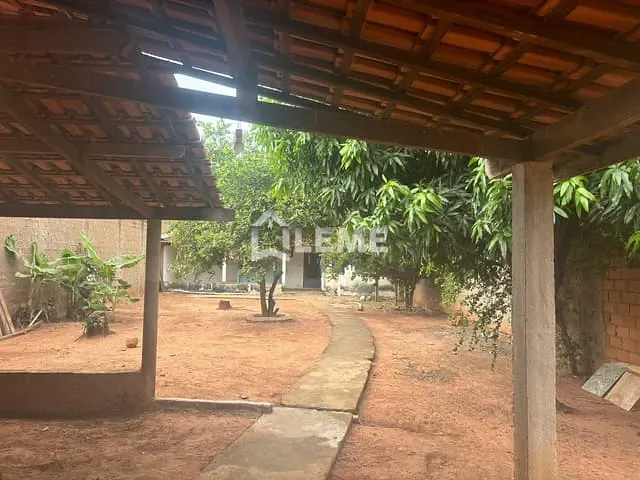 Casa com 500m² 3 quartos e 3 banheiros, à venda, no bairro Loteamento Pôr do Sol I em Mococa