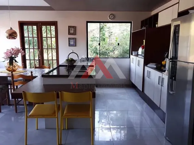 Casa com 140m² 3 quartos e 2 banheiros, à venda, no bairro Rio do Ouro em Niterói