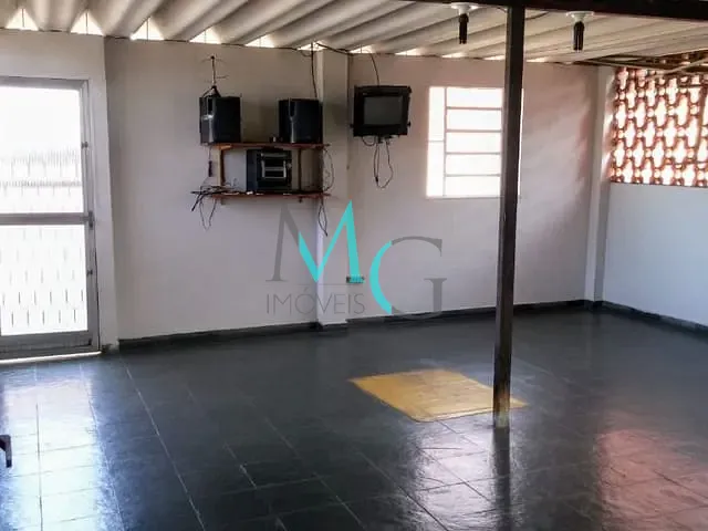Casa com 225m² 4 quartos e 2 banheiros, à venda, no bairro Campo Grande em Rio de Janeiro