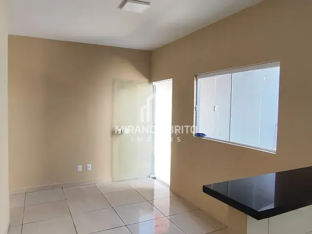 Casa 2 quartos e 2 banheiros, à venda, no bairro Villa Romana em Aparecida de Goiânia