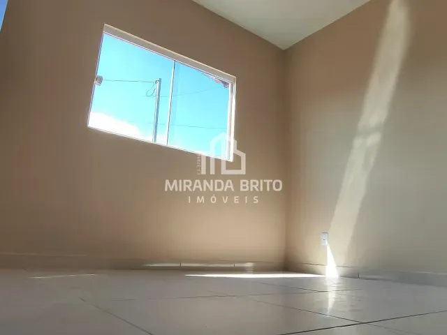 Casa 2 quartos e 2 banheiros, à venda, no bairro Villa Romana em Aparecida de Goiânia
