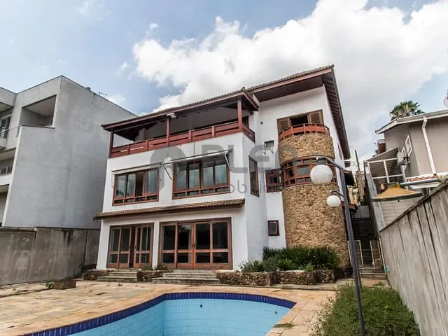 Casa com 608m² 4 quartos e 7 banheiros, à venda, no bairro Alphaville em Santana de Parnaíba