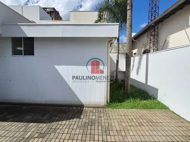 Casa com 200m², para alugar, no bairro Vila Medon em Americana