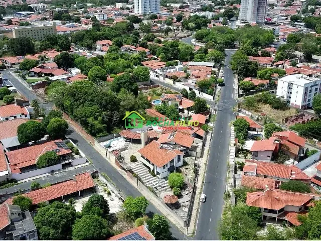 Casa com 1530m² 4 quartos e 3 banheiros, à venda, no bairro São Cristóvão em Teresina