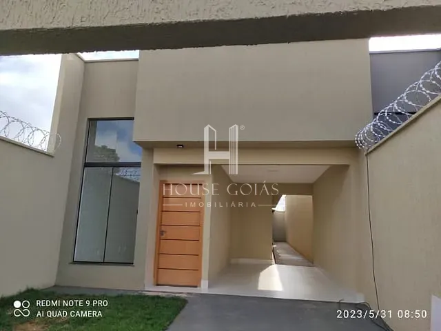 Casa com 180m² 3 quartos e 2 banheiros, à venda, no bairro Garavelo Residencial Park em Aparecida de Goiânia