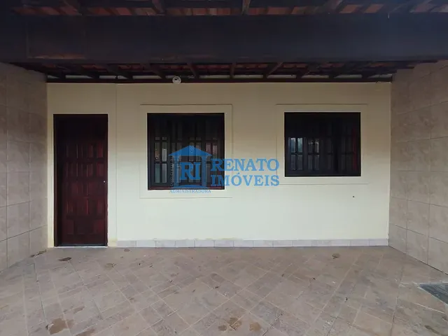 Casa 2 quartos e 1 banheiro, para alugar, no bairro Marquês de Maricá em Maricá