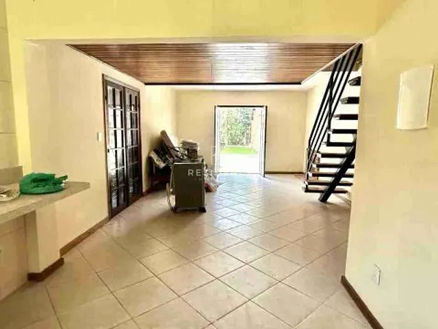 Casa 2 quartos e 3 banheiros, à venda, no bairro Benfica em Itatiaia