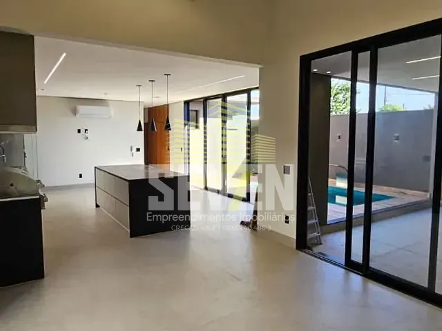 Casa com 360m² 3 quartos e 4 banheiros, à venda, no bairro Vila Aviação em Bauru