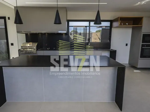 Casa com 360m² 3 quartos e 4 banheiros, à venda, no bairro Vila Aviação em Bauru