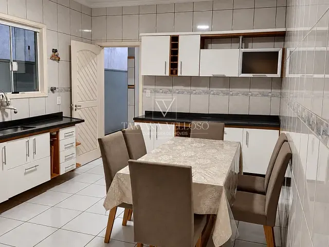 Casa com 250m² 3 quartos e 4 banheiros, à venda, no bairro Mogi Moderno em Mogi das Cruzes
