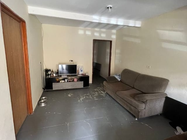 Casa com 125m², à venda, no bairro Jardim Ana Maria em Cambuí