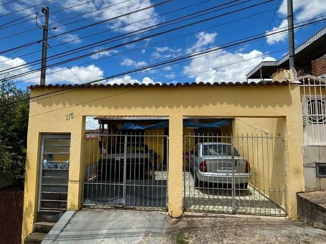 Casa com 125m², à venda, no bairro Jardim Ana Maria em Cambuí