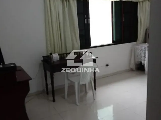 Casa com 189m² 3 quartos e 3 banheiros, à venda, no bairro Bela Vista em Osasco