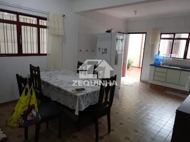 Casa com 189m² 3 quartos e 3 banheiros, à venda, no bairro Bela Vista em Osasco