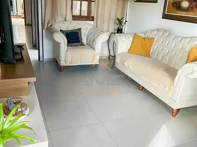 Casa 3 quartos e 4 banheiros, à venda, no bairro Areal em Pelotas