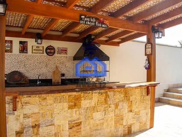 Casa com 444m² 3 quartos e 4 banheiros, à venda, no bairro Indaiá em Caraguatatuba