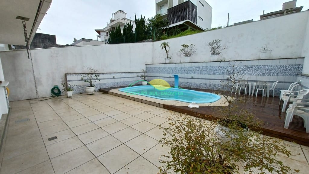 Casa, 3 quartos, 239 m² - Foto 32