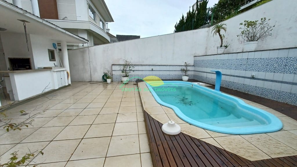 Casa, 3 quartos, 239 m² - Foto 34