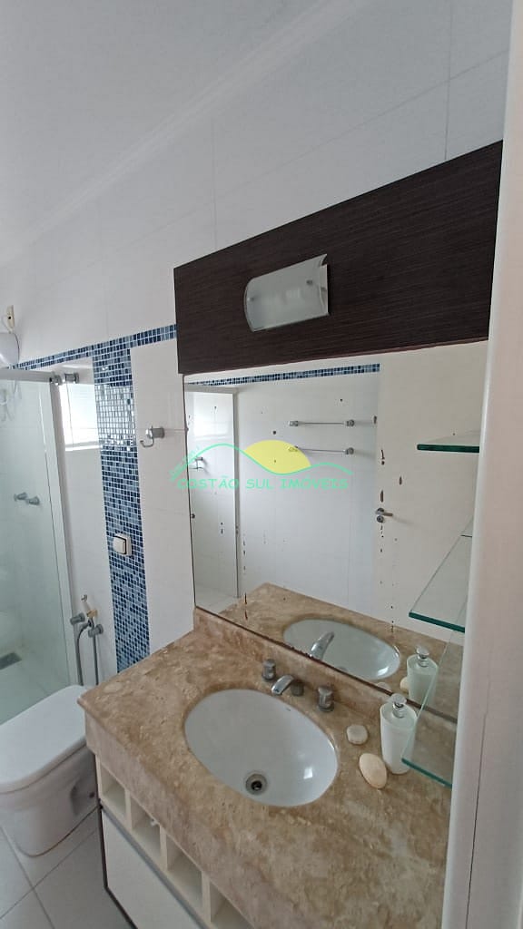 Casa, 3 quartos, 239 m² - Foto 47