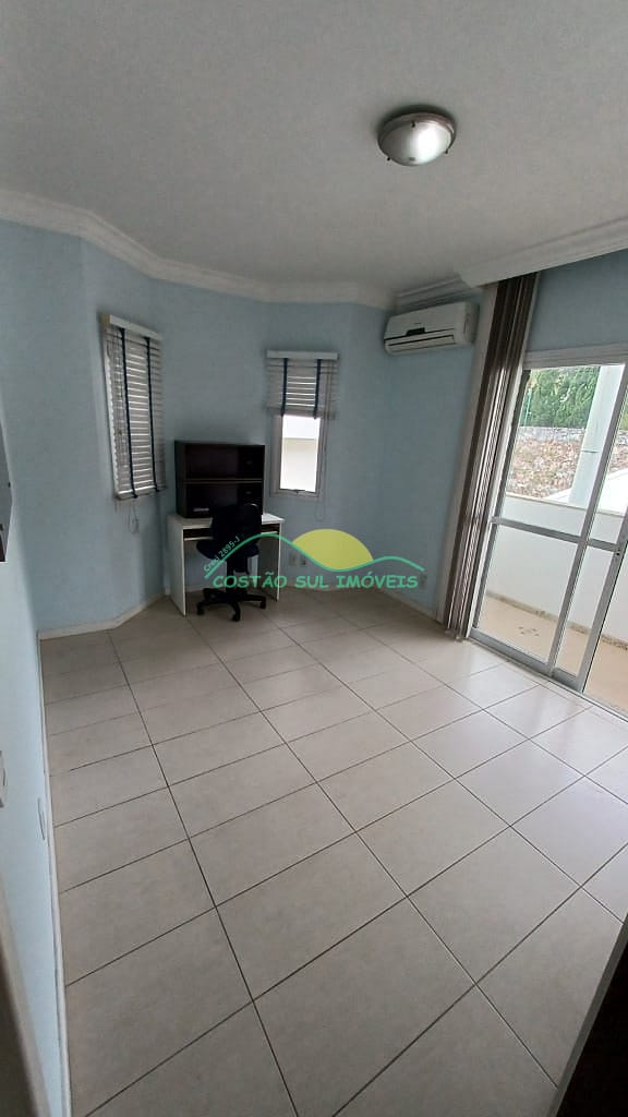 Casa, 3 quartos, 239 m² - Foto 49