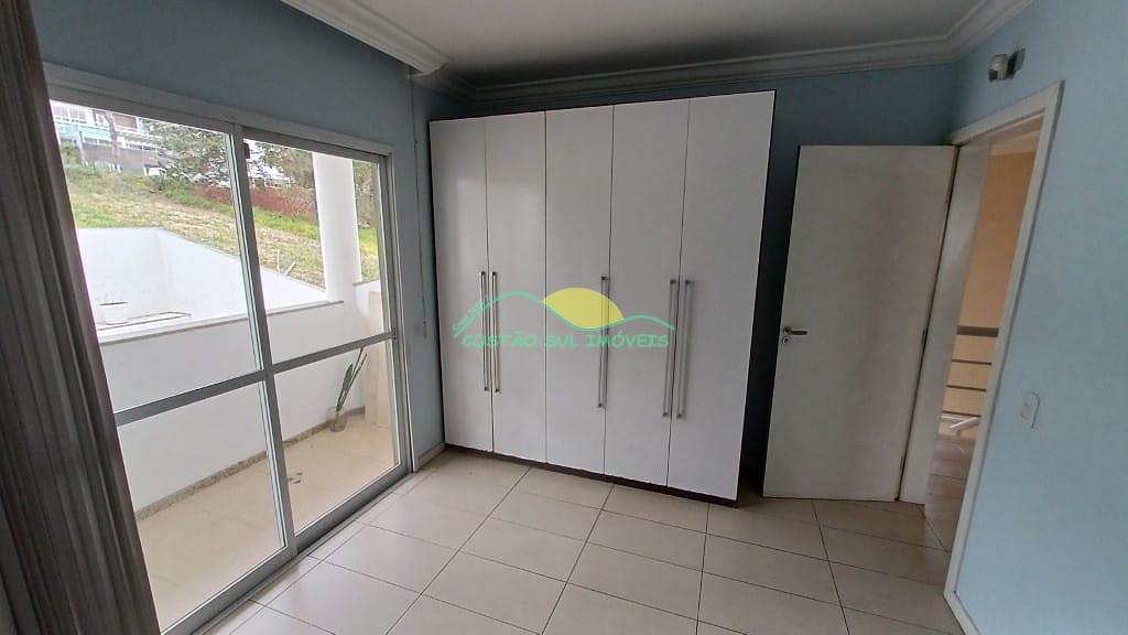 Casa, 3 quartos, 239 m² - Foto 55