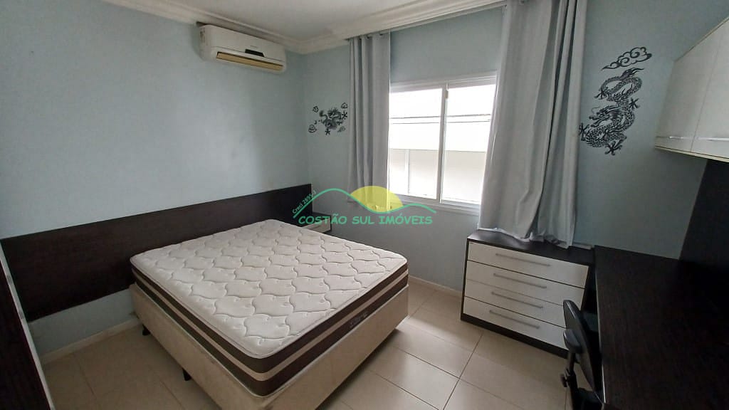 Casa, 3 quartos, 239 m² - Foto 56