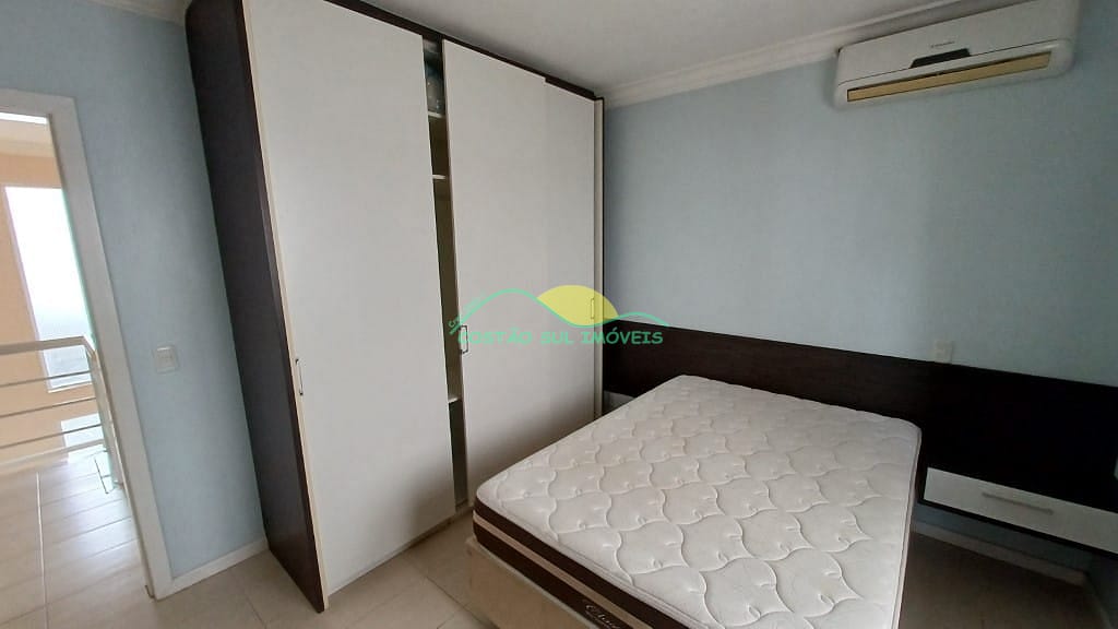 Casa, 3 quartos, 239 m² - Foto 57