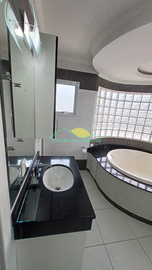 Casa, 3 quartos, 239 m² - Foto 65