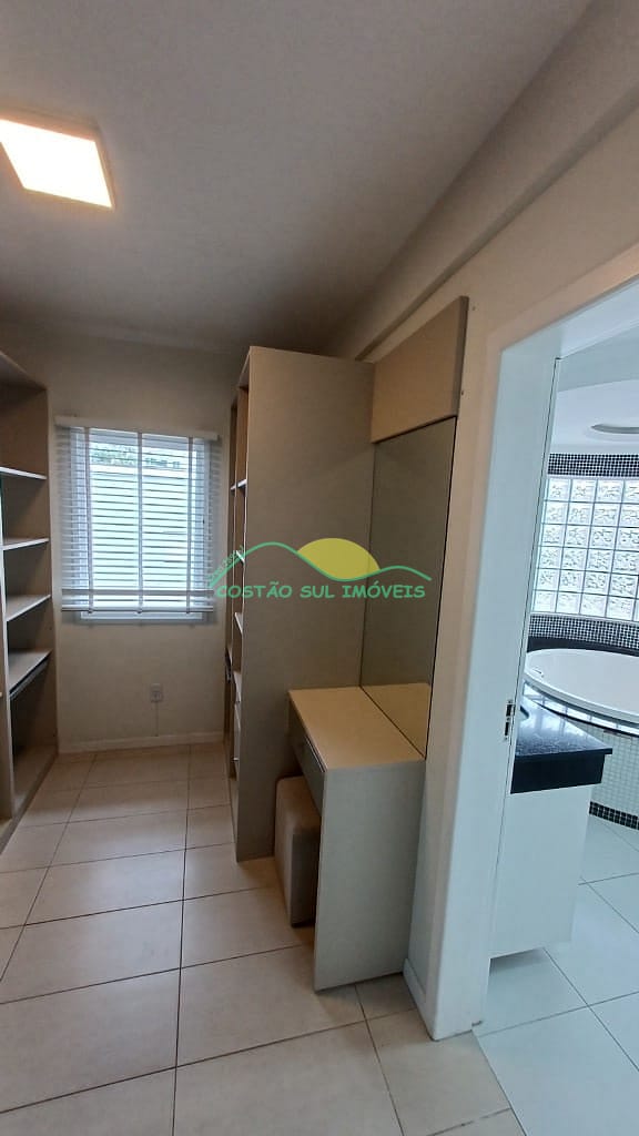 Casa, 3 quartos, 239 m² - Foto 66