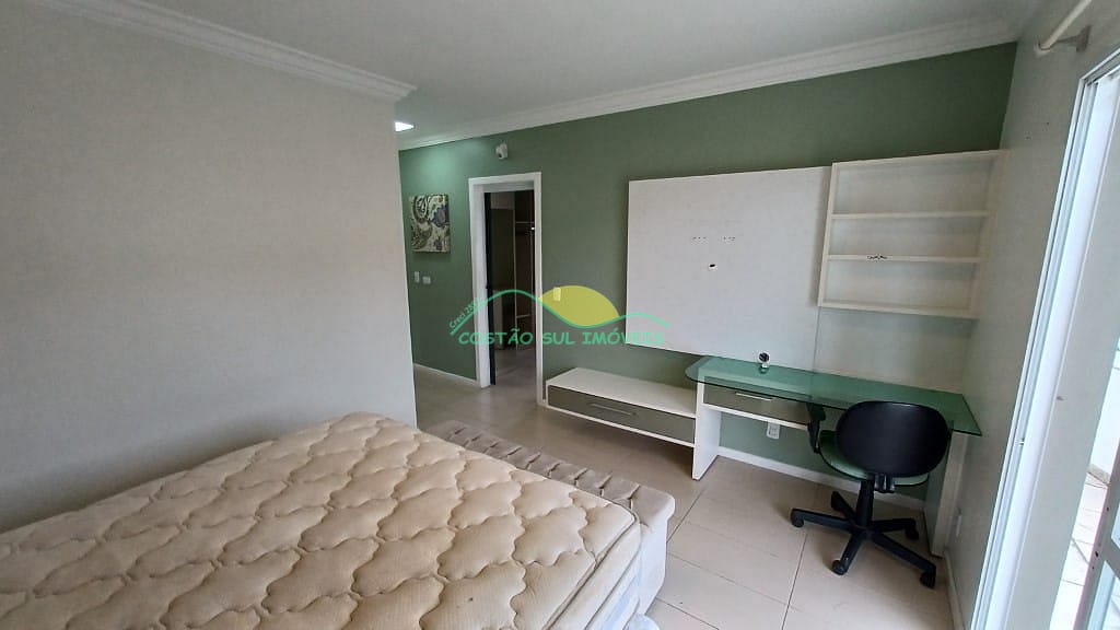 Casa, 3 quartos, 239 m² - Foto 70