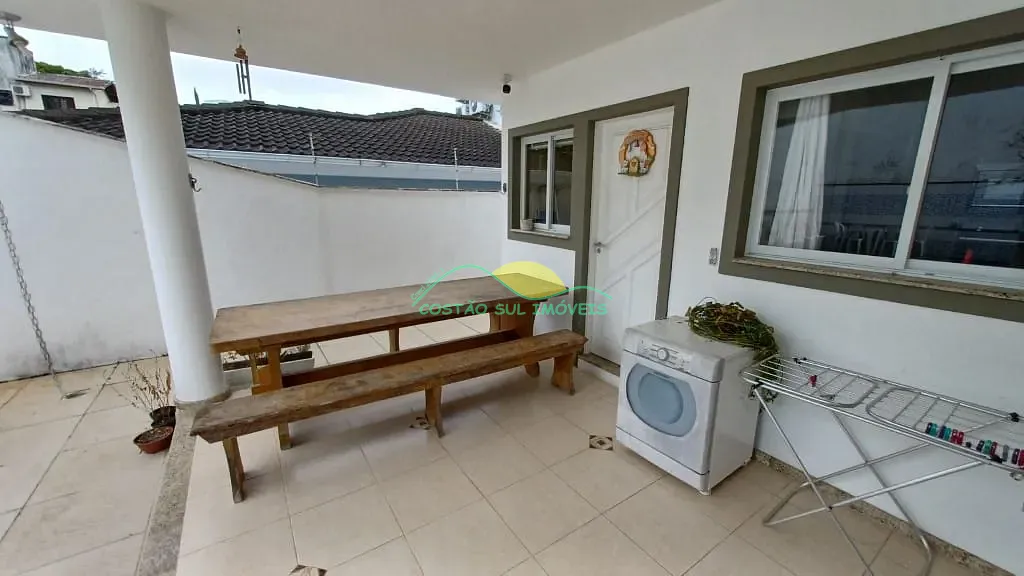 Casa, 3 quartos, 239 m² - Foto 31