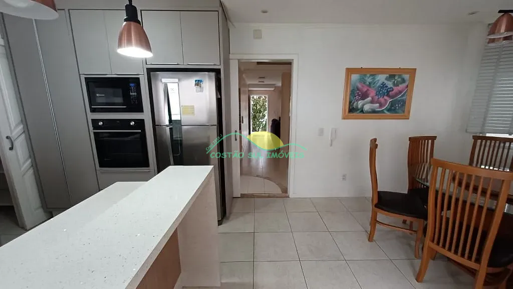 Casa, 3 quartos, 239 m² - Foto 41