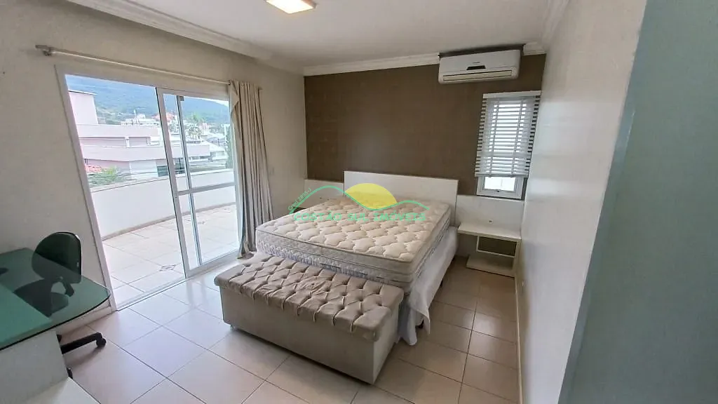 Casa, 3 quartos, 239 m² - Foto 68