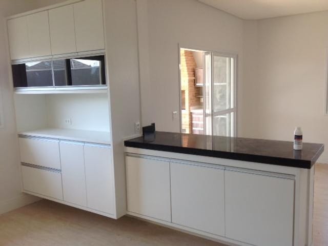 Casa com 250m² 4 quartos e 4 banheiros, à venda, no bairro Urbanova em São José dos Campos