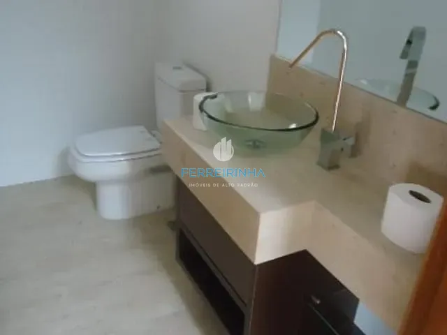 Casa com 250m² 4 quartos e 4 banheiros, à venda, no bairro Urbanova em São José dos Campos