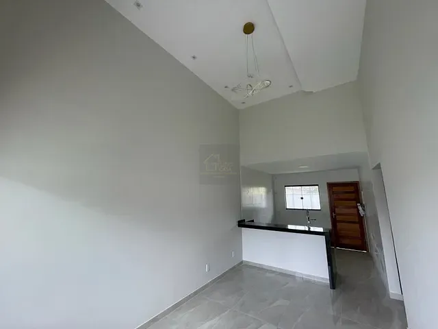 Casa com 440m² 2 quartos e 3 banheiros, à venda, no bairro Jardim Atlântico Central (Itaipuaçu) em Maricá
