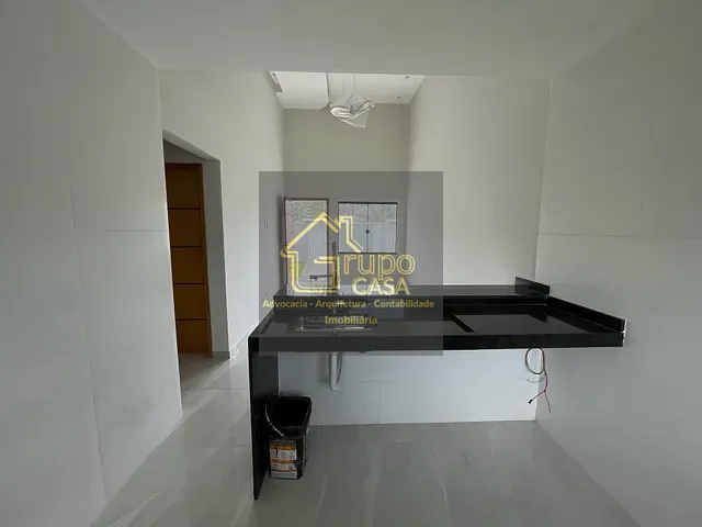 Casa com 440m² 2 quartos e 3 banheiros, à venda, no bairro Jardim Atlântico Central (Itaipuaçu) em Maricá