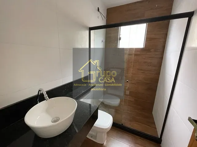 Casa com 440m² 2 quartos e 3 banheiros, à venda, no bairro Jardim Atlântico Central (Itaipuaçu) em Maricá