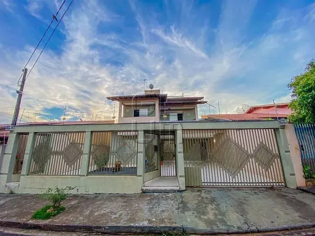 Casa com 344m² 4 quartos e 4 banheiros, à venda, no bairro Monte Belo em Londrina