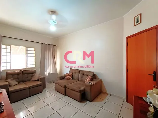 Casa com 1200m² 2 quartos e 3 banheiros, à venda, no bairro Condomínio Tennis Park em Taquaritinga